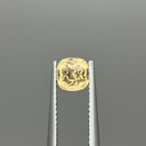 Champagne Zircon 1.43 ct