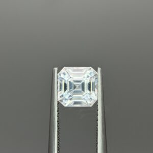 White Zircon 2.92 ct