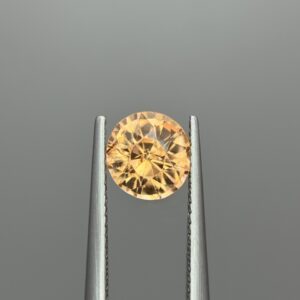 Pinkish Orang Zircon 2.12 ct