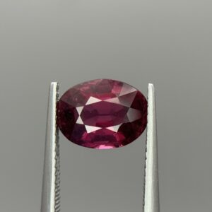 Rhodolite 3.04 ct