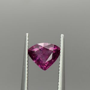 Rhodolite 1.89 ct